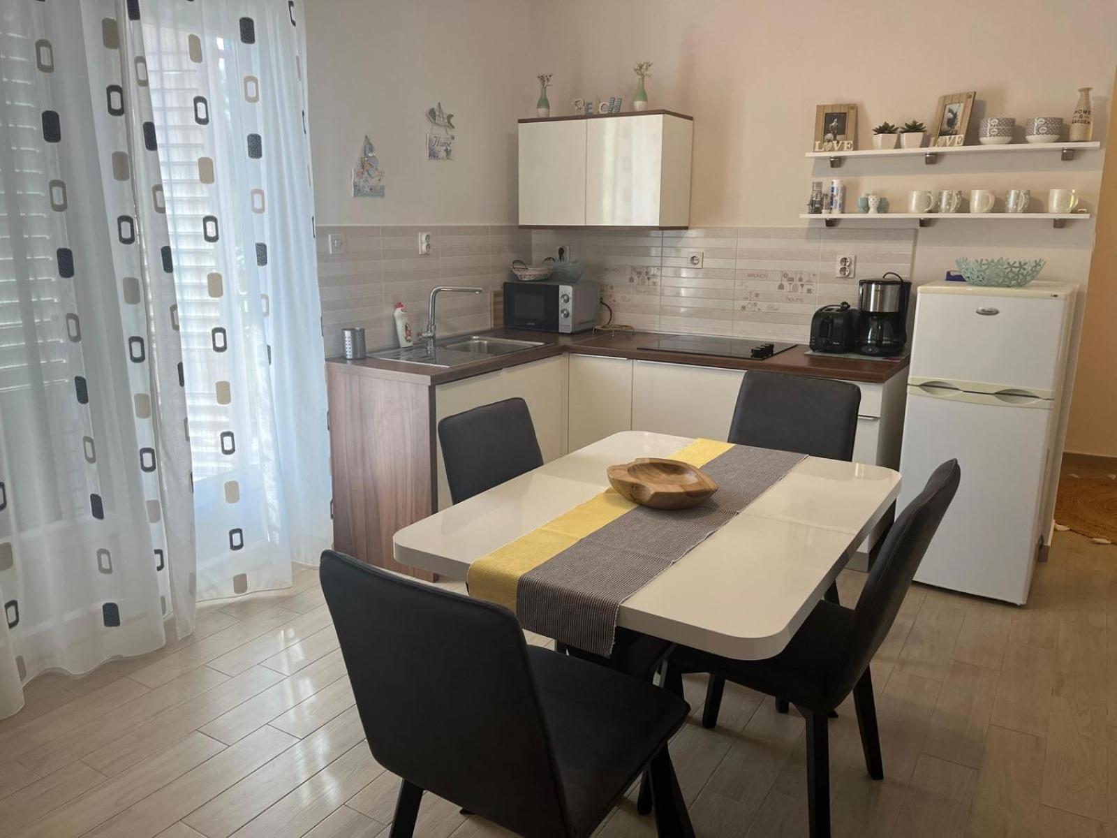 Apartmani Anica リスィカ エクステリア 写真