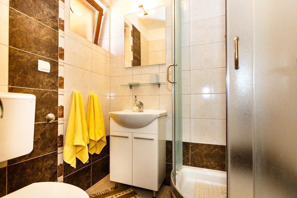 Apartmani Anica リスィカ エクステリア 写真